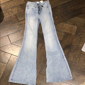 Abercrombie & Fitch Lightwash Flare Jeans